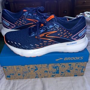 BRAND NEW BROOKS GLYCERIN 20 Sneakers size 10